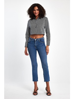 İhraç Pazarı Kadın Çizgili Crop Gömlek %100 Viskon Uzun Kollu Yazlık Şık Crop Gömlek