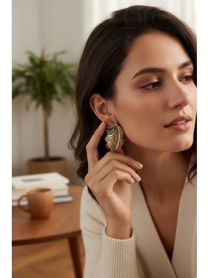 Fayra Accessories Kristal Taşlı Yaprak Figürlü Küpe