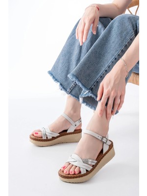 730-037 Beyaz Ayna Hakiki Deri Ortopedik Taban Kadın Sandalet