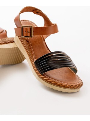 731-07 Siyah Ortopedik Hakiki Deri Dolgu Kadın Sandalet