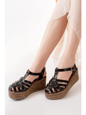 684-02 Siyah Ortopedik Hakiki Deri Dolgu Kadın Sandalet