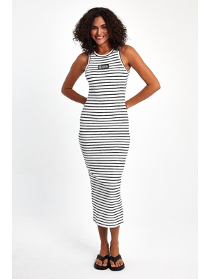 İhraç Pazarı Kadın Çizgili Askılı Midi Elbise Esnek Kumaş Siyah Beyaz Günlük Yazlık Elbise