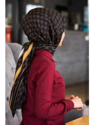 Vissona %100 Ipek Monogram Desenli Siyah - Gold Renkli 92X210 Şal