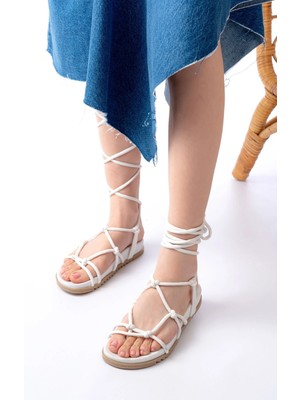 1001-1001 Beyaz Bilekten Bağcıklı Kadın Sandalet