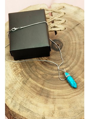 İsmiyle Al Firuze Doğal Taşı Zincirli El Yapımı Tasarımlı Kolye Uç: 3,5 cm Zincir: 20 cm Kutulu