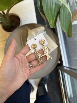 İsmiyle Al Balık Küpe - Altın