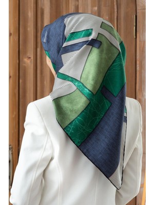 Vissona %100 Twill Ipek Geometrik Desenli Siyah - Zümrüt Yeşili Renkli 90X90 Eşarp Dikim Şekli : El Dikişi