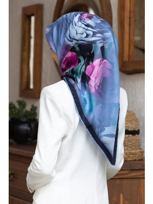 Vissona %100 Twill Ipek Dumanlı Çiçek Desenli Indigo - Lacivert Renkli 90X90 Eşarp Kenar Dikiş Şekli El Dikişli