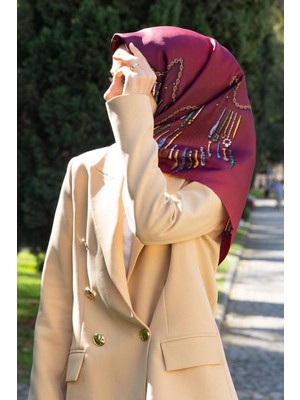 Vissona %100 Twill Ipek Zincir Desenli Bordo Renkli 90X90 Eşarp Dikim Şekli : El Dikişi