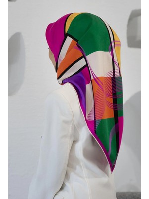 Vissona %100 Twill Ipek Geometrik Desenli Fuşya - Mor Renkli 90X90 Eşarp Dikim Şekli : El Dikişi