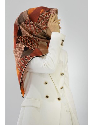 Vissona %100 Twill Ipek Geometrik Desenli Kahverengi - Taba Renkli 90X90 Eşarp Eşarp Kenar Dikiş Şekli El Dikişli