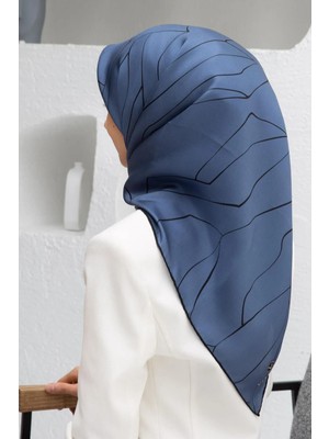 Vissona %100 Twill Ipek Çizgi Desenli Indigo - Siyah Renkli 90X90 Eşarp Dikim Şekli : El Dikişi