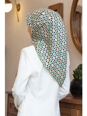 Vissona %100 Twill Ipek Nokta Desenli Krem - Haki Renkli 90X90 Eşarp Dikim Şekli : El Dikişi
