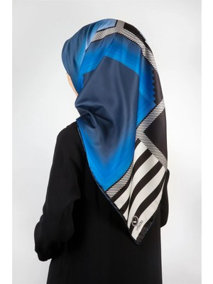 Violla Twill Geometrik Desenli Saks Renkli 90X90 Eşarp (Ipek Içermez) Kenar Dikiş Şekli El Dikişli