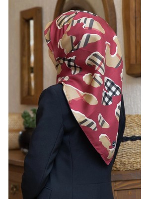 Vissona %100 Twill Ipek Leopar Desenli Bordo - Bej Renkli 90X90 Eşarp Dikim Şekli : El Dikişi