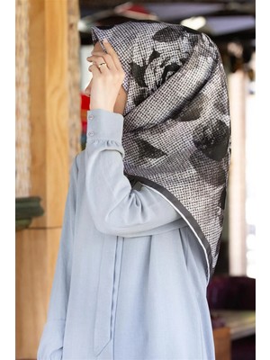 Violla Twill Gül Desenli Gri Renkli 90X90 Eşarp (Ipek Içermez) Kenar Dikiş Şekli El Dikişli