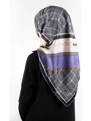 Violla Twill Kemer ve Zincir Detaylı Ekose Desenli Indigo Renkli 90X90 Eşarp (Ipek Içermez) Kenar Dikiş Şekli El Dikişli