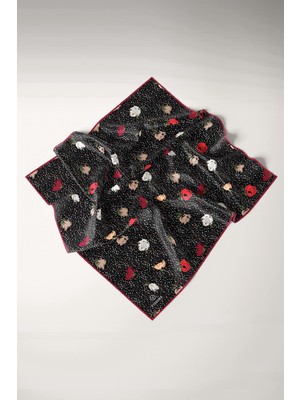 Vissona %100 Twill Ipek Çıtır Çiçek Desenli Kırmızı - Bordo Renkli 90X90 Eşarp Dikim Şekli : El Dikişi
