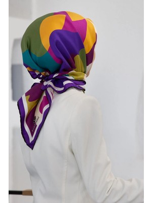 Vissona %100 Twill Ipek Geometrik Desenli Mor - Petrol Yeşili Renkli 90X90 Eşarp Dikim Şekli : El Dikişi
