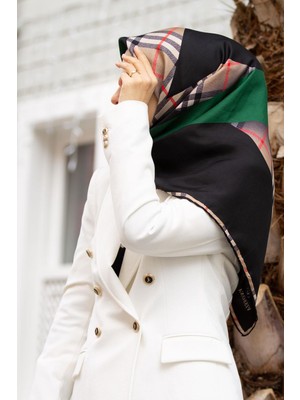 Vissona % 57 Ipek % 43 Viskon Twill Ipek Ekose Desenli Zümrüt Yeşili - Siyah Renkli 90X90 Eşarp Dikim Şekli : El Dikişi