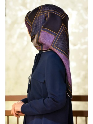Vissona 100% Twill Ipek Gold Detaylı Kare Desenli Lacivert - Mürdüm Renkli 90X90 Dikim Şekli : El Dikişi