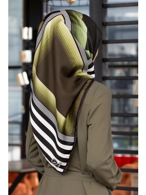 Violla Twill Geometrik Desenli Haki Renkli 90X90 Eşarp (Ipek Içermez) Kenar Dikiş Şekli El Dikişli