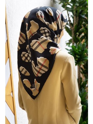 Vissona %100 Twill Ipek Leopar Desenli Siyah - Bej Renkli 90X90 Eşarp Dikim Şekli : El Dikişi