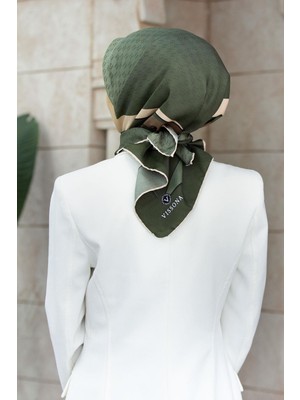 Vissona % 57 Ipek % 43 Viskon Twill Ipek Degrade Desenli Haki - Bej Renkli 90X90 Eşarp Dikim Şekli : El Dikişi