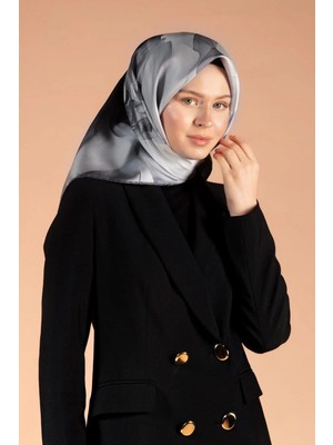 Vissona %100 Twill Ipek Yaprak Desenli Gri - Siyah Renkli 90X90 Eşarp Dikim Şekli : El Dikişi