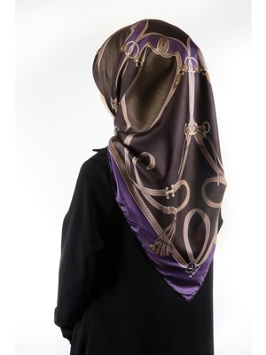 Violla Twill Kemer Desenli Lila Renkli 90X90 Eşarp (Ipek Içermez) Dikim Şekli : El Dikişi
