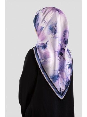 Violla Rayon Sulu Boya Çiçek Desenli Indigo - Pembe Renkli 90X90 Dikim Şekli : El Dikişi Eşarp (Ipek Içermez)