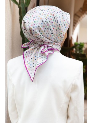 Vissona %100 Twill Ipek Çıtır Motif Desenli Krem - Fuşya Renkli 90X90 Eşarp Dikim Şekli : El Dikişi