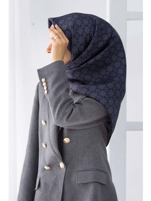 Vissona %100 Twill Ipek Monogram Desenli Füme Renkli 90X90 Eşarp Dikim Şekli : El Dikişi
