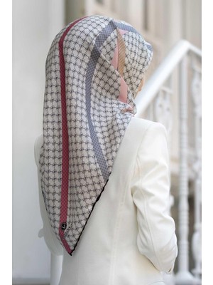 Vissona %100 Twill Ipek Monogram ve Şerit Desenli Pembe - Gri Renkli 90X90 Eşarp Dikim Şekli : El Dikişi
