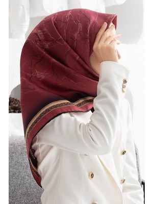 Vissona % 57 Ipek % 43 Viskon Twill Ipek Mermer Desenli Bordo Renkli 90X90 Eşarp Dikim Şekli : El Dikişi