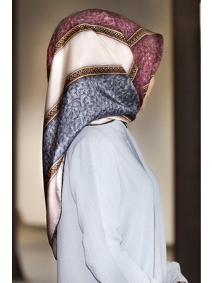 Vissona %100 Twill Ipek Dokulu ve Şerit Desenli Gri - Pudra Renkli 90X90 Eşarp Dikim Şekli : El Dikişi