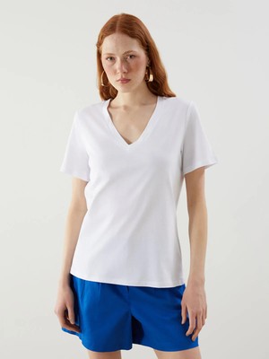 Lc Waikiki Yeni Sezon V Yaka Kadın Tişört