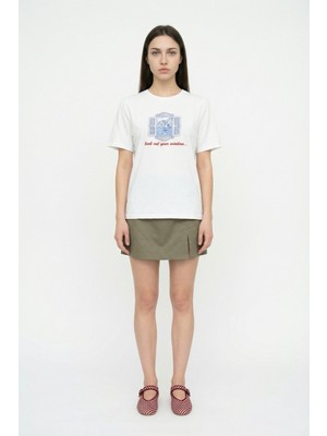 Quzu Sahil Temalı Sırtı Baskılı Oversize Tişört Ekru