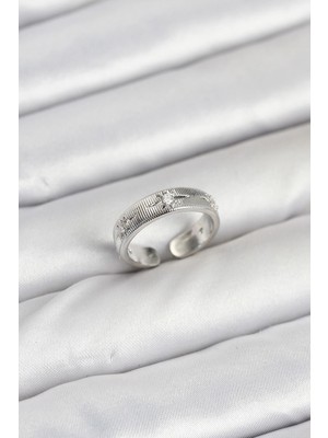 Flamex Pirinç Gümüş Renk Zirkon Taşlı Kutup Yıldızı Model Kadın Yüzük