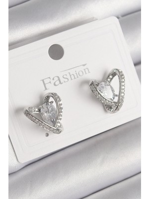 Flamex Pirinç Gümüş Renk Zirkon Taşlı Kalp Model Kadın Küpe