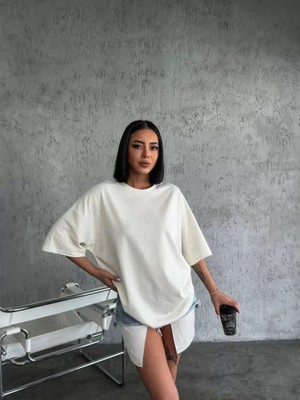 Çamaşır Kenti Düz Biskilet Yaka  T-Shirt - Beyaz