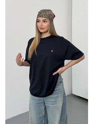 Giysa Kadın Bisiklet Yaka Uğur Böceği Aksesuarlı 2ip T-Shirt Lacivert - 26Y 26608