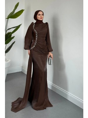 Merven Akyüz Ansel Yandan Taşlı Drapeli Janjan Abiye Kahverengi
