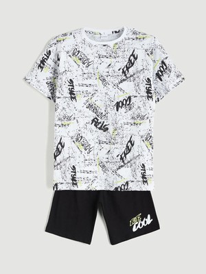 Lc Waikiki Yeni Sezon Bisiklet Yaka Erkek Çocuk Şortlu Pijama Takımı