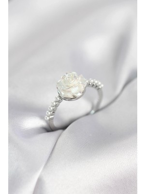 Shoplet Gümüş Renk Gül Model Incili Kadın Yüzük