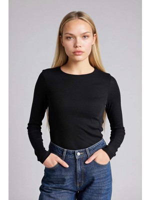 DeFacto Slim Fit Basic Modal Tişört G8256AX26SP