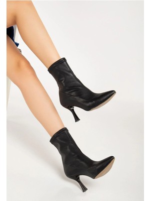 Uslucan Alışveriş VRT-023 Siyah Yüksek Ince Topuklu Streç Kadın Bot