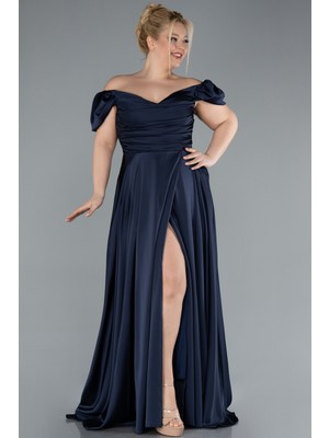 Kayık Yaka Yırtmaçlı Uzun Saten Büyük Beden Abiye ABU4576