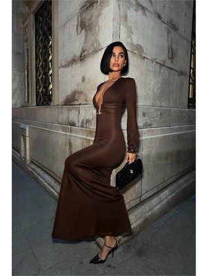Dip Moda Kadın dekolte detaylı vücudu saran maxi elbise DPDF173