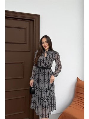 Dip Moda Kadın gri yaka bağlama detaylı küçük desenli şifon astarlı elbise DPELB05